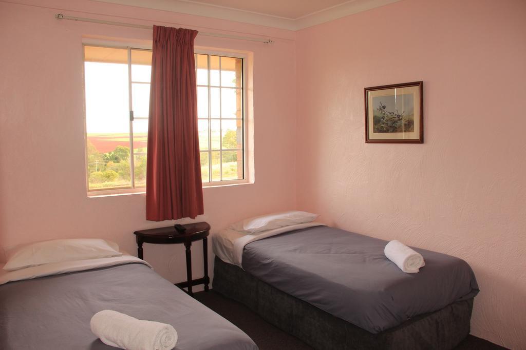 Childers Gateway Motor Inn Værelse billede