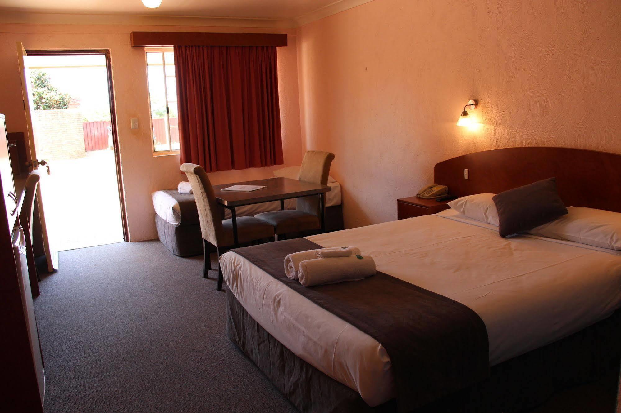 Childers Gateway Motor Inn Eksteriør billede